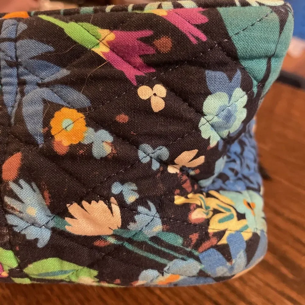 Vera Bradley  plastic lined Lunch Bag  Midnight Blues Pattern (Retired)